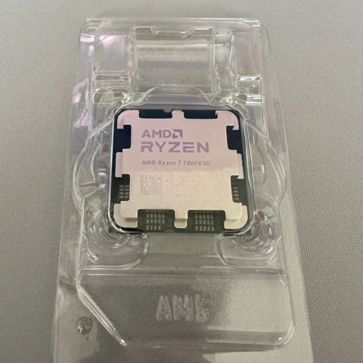 Processador AMD Ryzen 7 7800X3D 8-Core c/ Turbo 5.0GHz 104MB SktAM5 - TRAY - Image 1