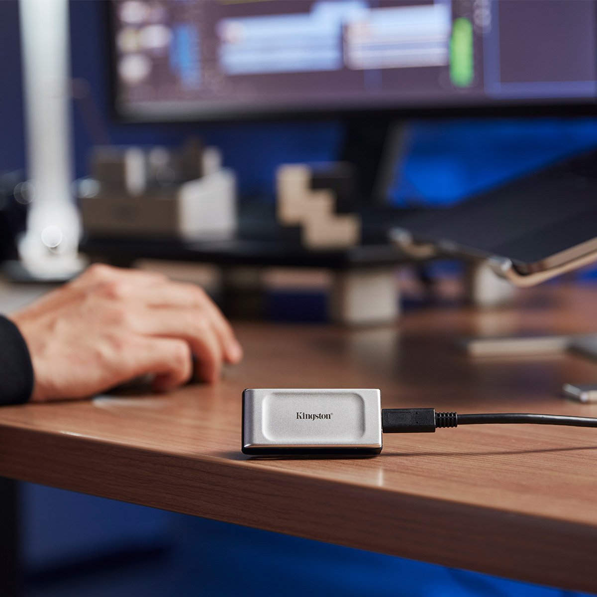 Disco SSD Externo Kingston XS2000 4TB USB 3.2 Gen2 Cinza - Image 3