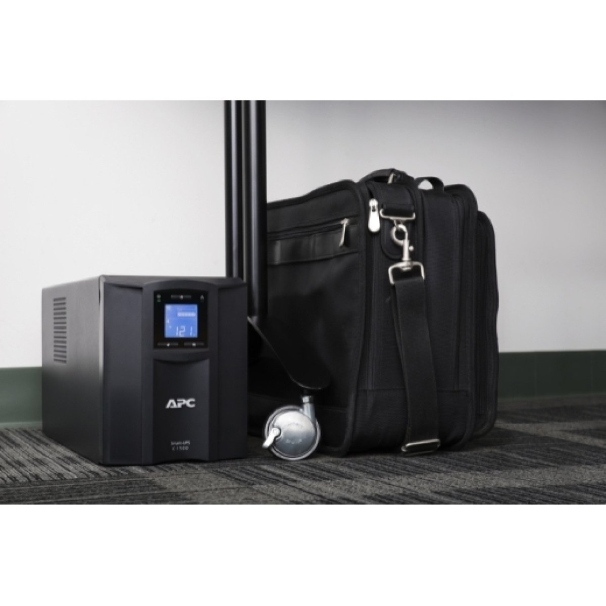 UPS APC Smart-UPS 1500VA/900W Line Interactive Tower LCD 230V com SmartConnect - Image 6