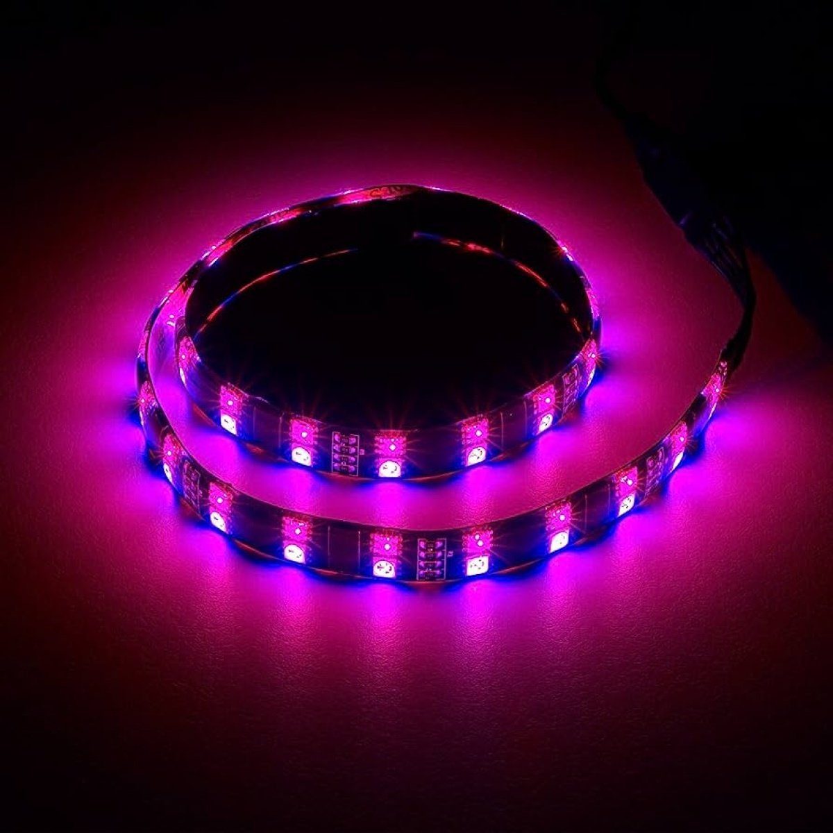 Fita Magnética RGB/UV Hibrida CableMod com Controlador - 60cm - Image 1