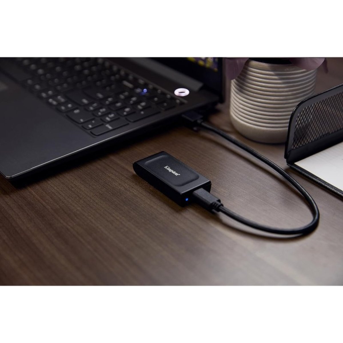 Disco SSD Externo Kingston XS1000 2TB USB 3.2 - Image 3