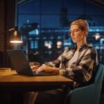 Portátil Asus Gaming V16 Intel 7 240H 16" WQXGA 32GB 1TB RTX 5050 S/so Matte Black - Image 7